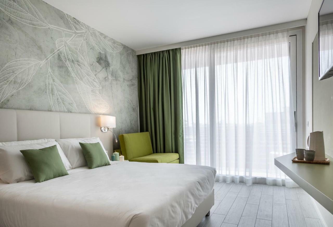 Hotel Amburgo Бибионе Экстерьер фото