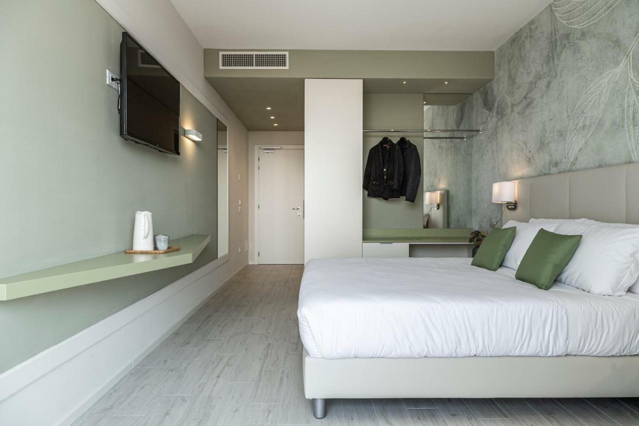 Hotel Amburgo Бибионе Экстерьер фото